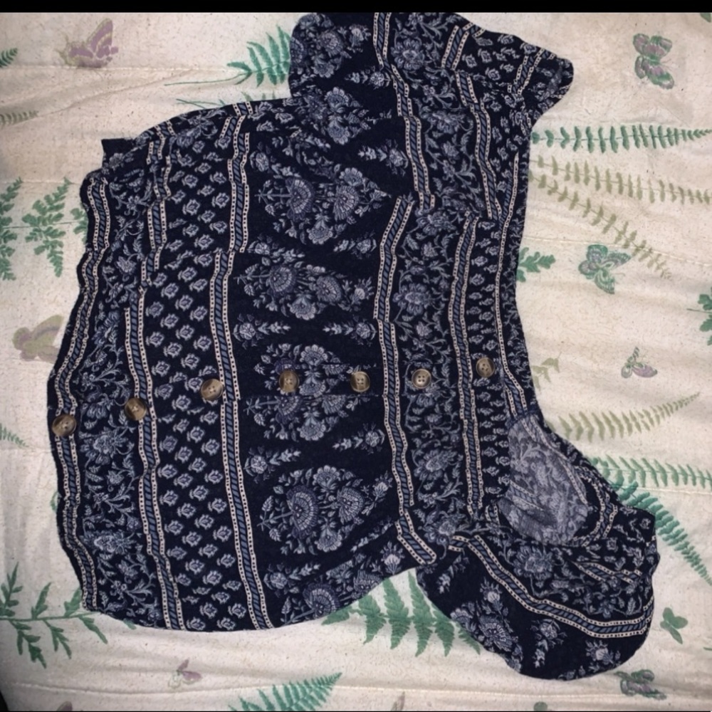 American eagle off the shoulder top